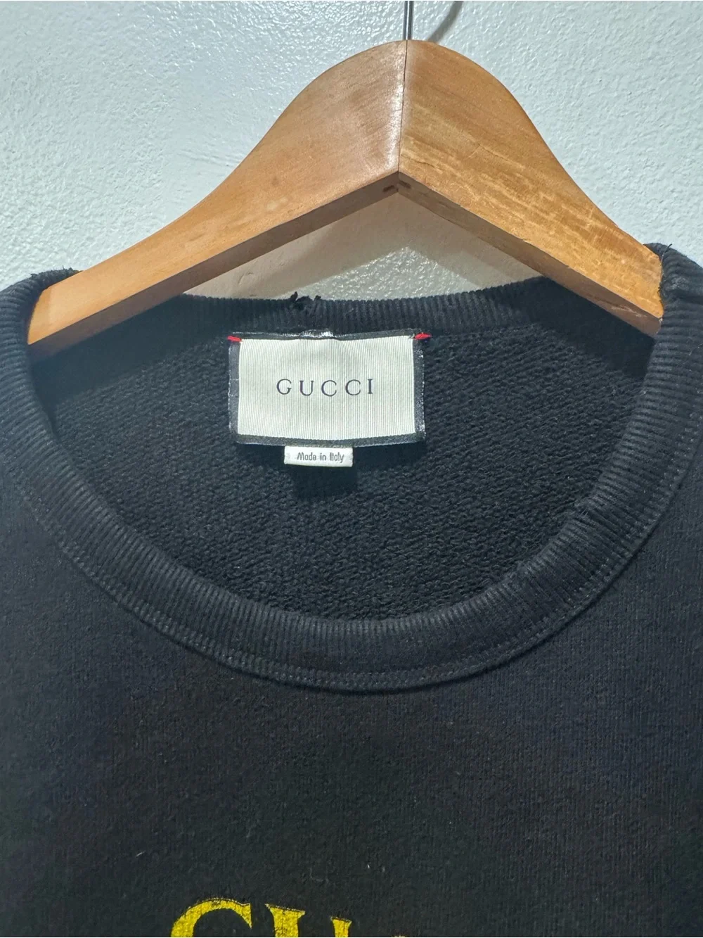 Authentic Gucci Crewneck Distressed Logo Black Sweatshirt Size XL